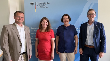 Klaus Teizer, Dr. Anna Christmann, Ullrike Blankenfeld, Dr. Kai Oberste-Ufer (v. l. n. r.)